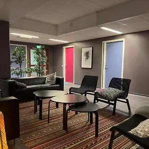 2* Hotel The Airport - 20rooms